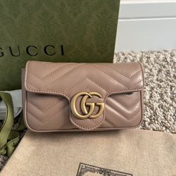 NEW AUTHENTIC GUCCI GG MARMONT SUPER MINI BAG