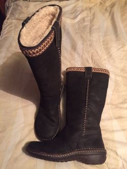 Ugg boots size 6 women
