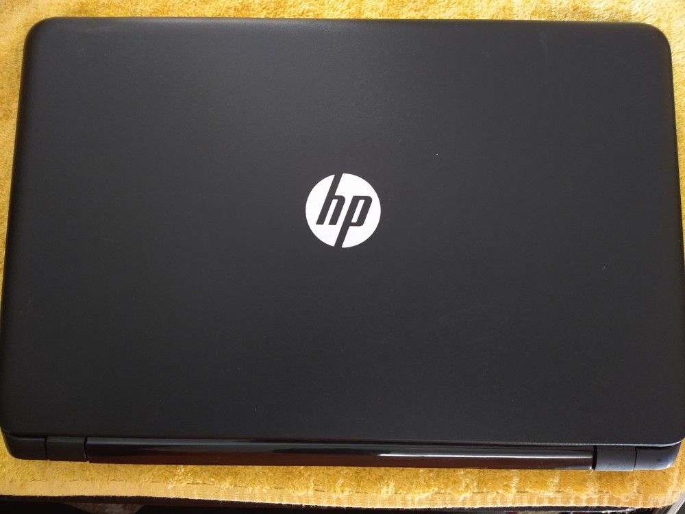 HP TOUCHSCREEN LAPTOP