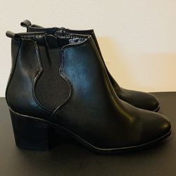 Serra Boots Women’s Size 9 Ankle Booties Black Leather Zip Pointed Toe Heeled