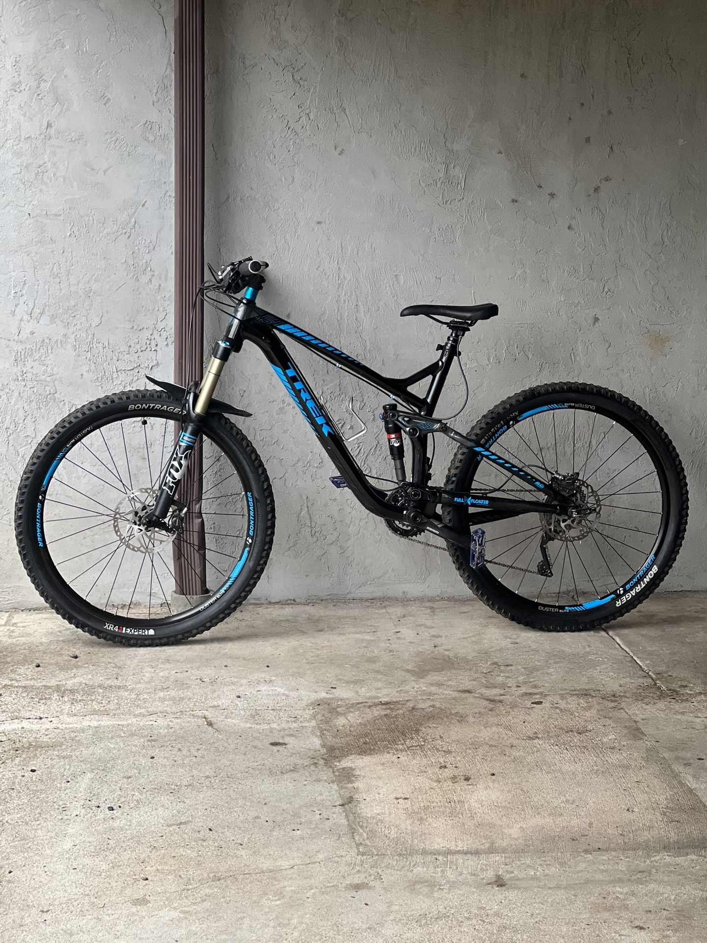 TREK REMEDY 8 - Full Suspension Mountain Bike