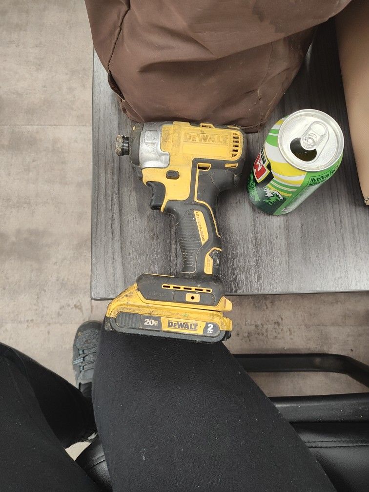 DeWalt 20v Impact Drill