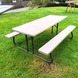 Lifetime Picnic Table 