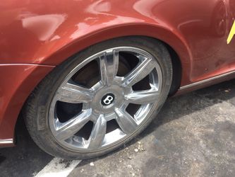 Bentley Continental GT 20" Wheels