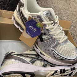 Gel Kayano 14 Asics cream black Brand new with tags Size uk 9.5 Excellent condition #running #gym cream, black, running shoes, athletic, gel kayano, b