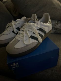 Adidas Sambas white size small