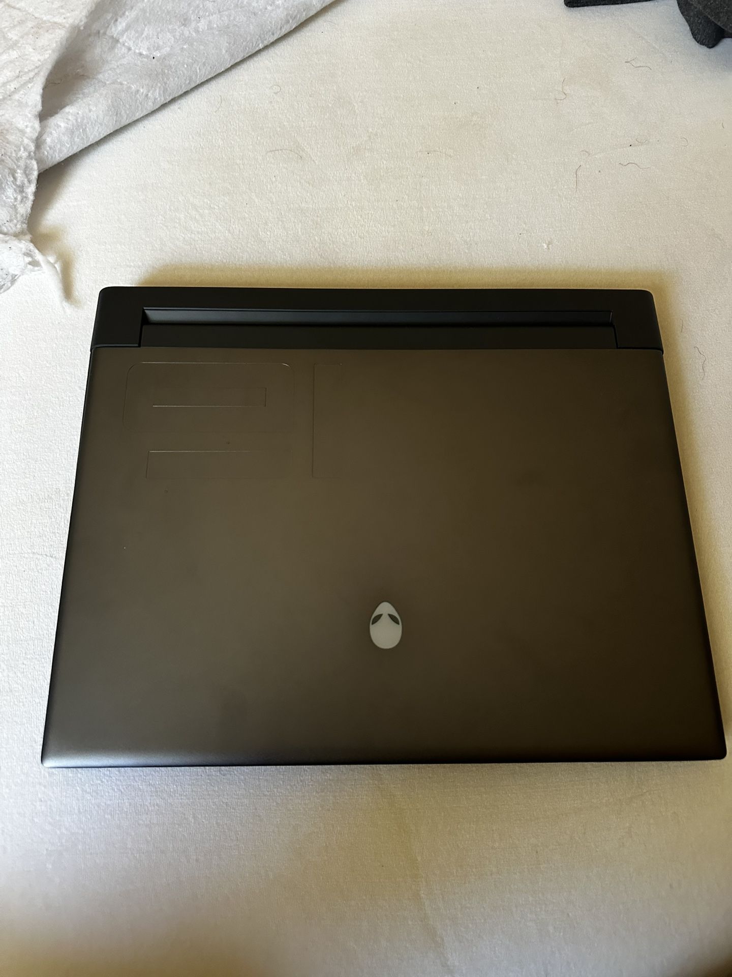 Alienware M16