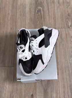 Nike Huarache Size 11.5
