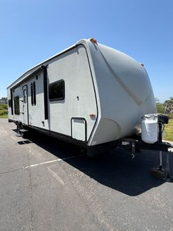Trailer- Toy Hauler