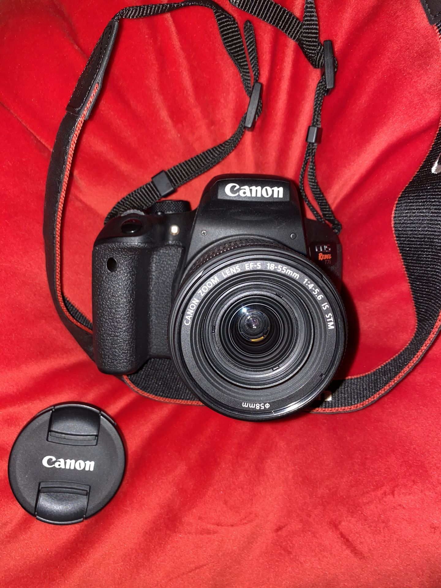 Canon Rebel EOS T7i DSLR Camera