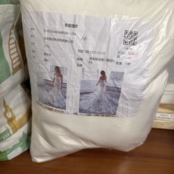 Wedding dress BRAND NEW