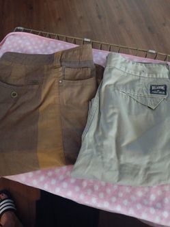 Men's size 32 Billabong