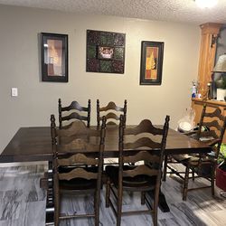 Antique Dining Table & 5 Chair 