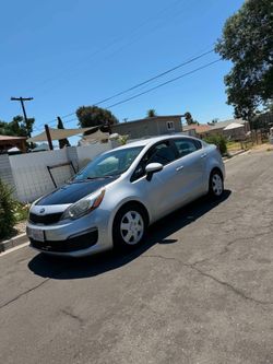 Kia rio 2016