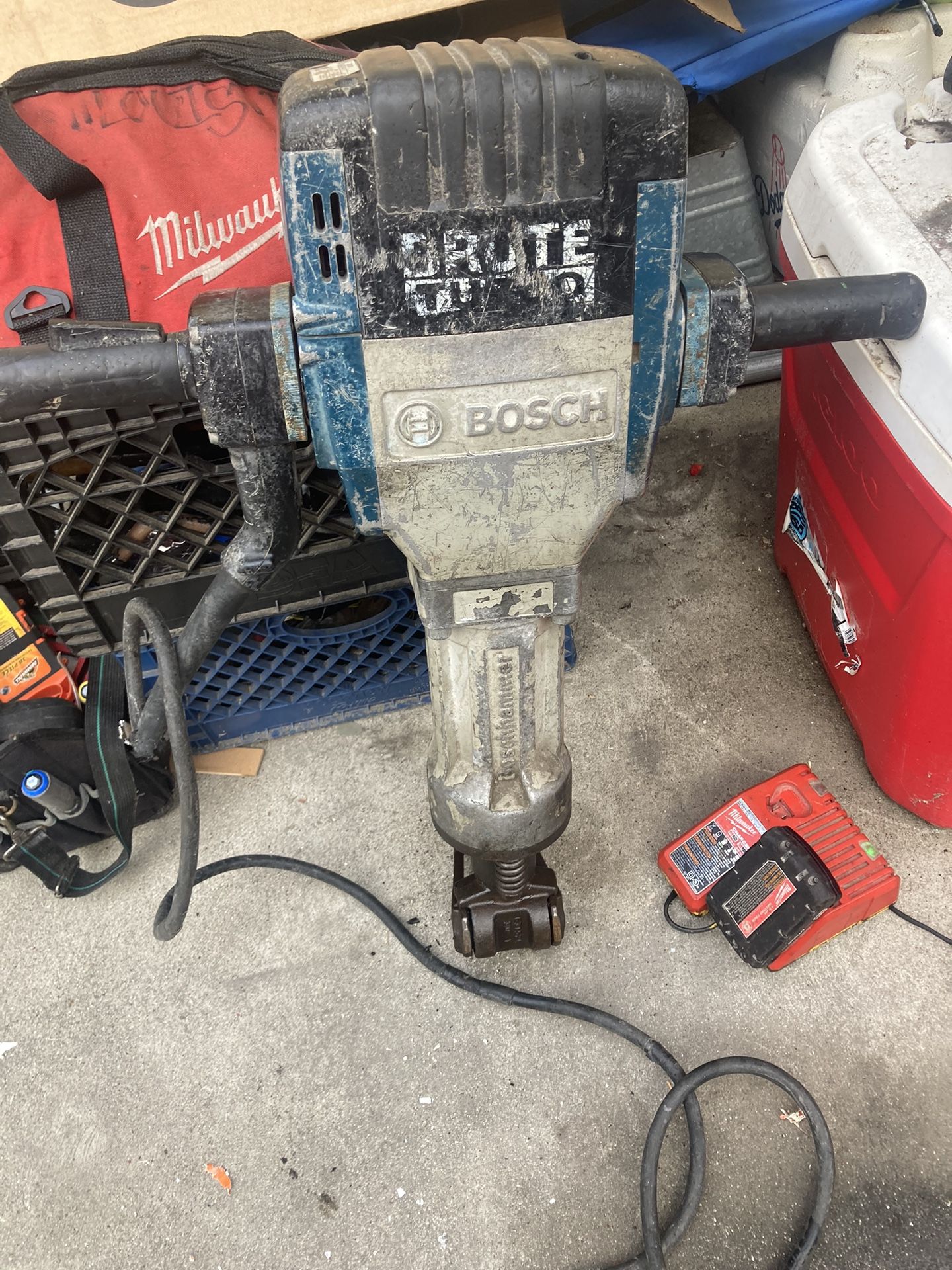 Bosch Brute Turbo Jackhammer for Sale in Lynwood, CA OfferUp