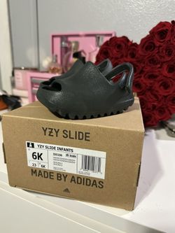 Toddler Yeezy Slide