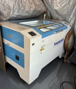 Nova 35 Thunder laser laser cutter