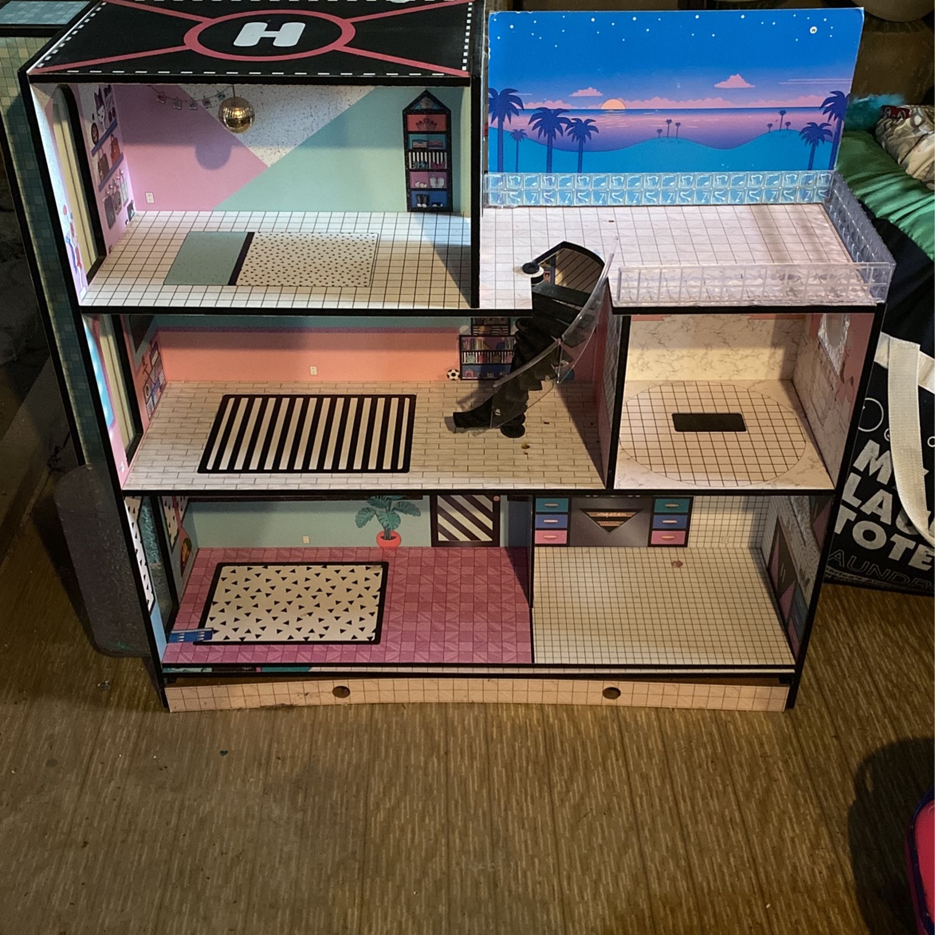 LOL Doll House