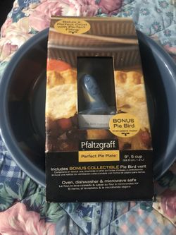 Pfaltzgraff Perfect Pie Plate With Pie Bird