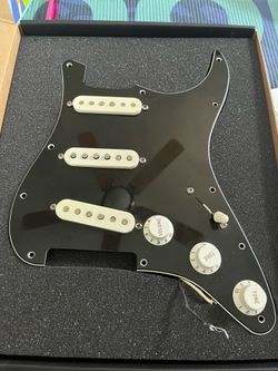Loaded Fender Stratocaster Pickguard