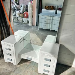 Solid Wood Vanity With Mirror 