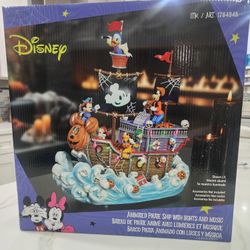 Disney's MUSICAL MOTION Pirate Ship
