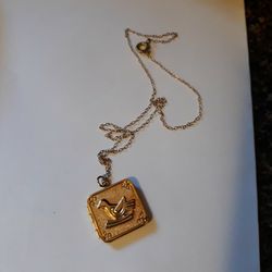 Gold Plated Locket W/Gold Plated Chain!
