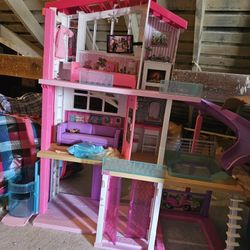 Barbie Bundle (Huge Lot In Time For The Holidays)