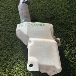 2016 Jeep Renegade Windshield Washer Fluid Reservoir 
