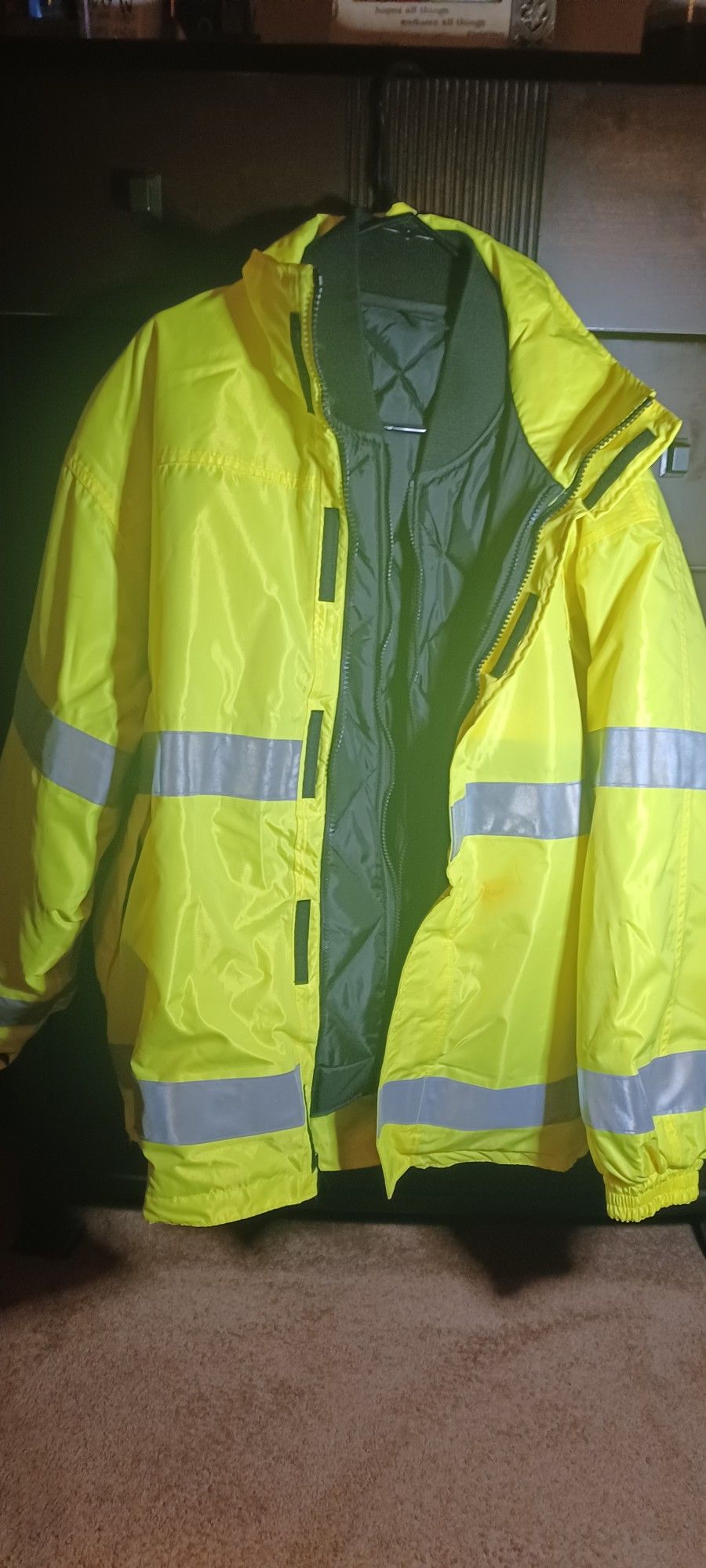 Make An Offer: WEAR GUARD HIGH VISIBILITY JACKET WITH LINER