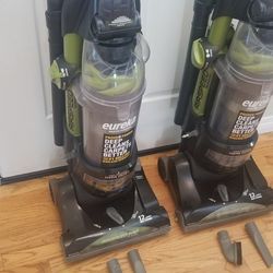 New Cond  EURIKA COMMERCIAL VACUUM CLEANER  , WORKS EXCELLENT   , AMAZING POWER SUCES. , IN THE BOX 