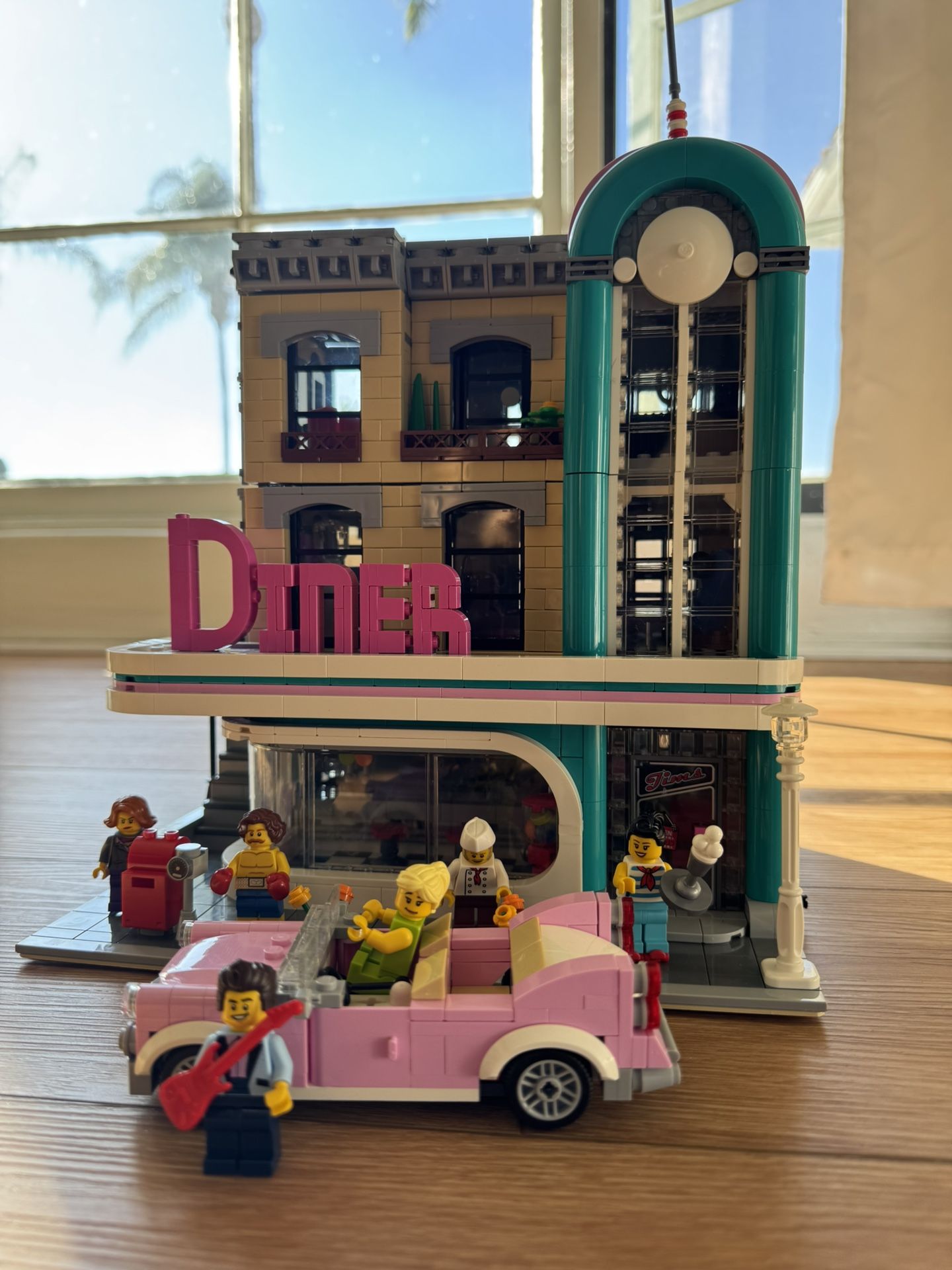 Lego Diner