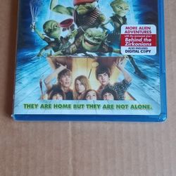 blu ray aliens in attic bluray brand new 