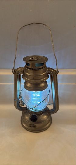 Working battery operated lantern