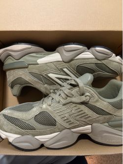 New balance shoes