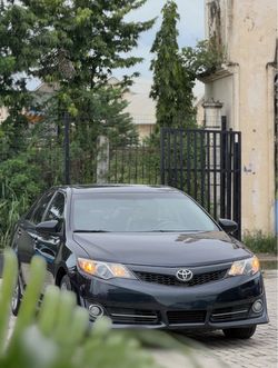 2014 Toyota Camry – 164,000 miles – $8,500
