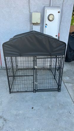 Kennel outdoor/ never used