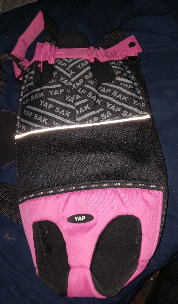 Yap Sack Dog Front Carrier Size Large Like New