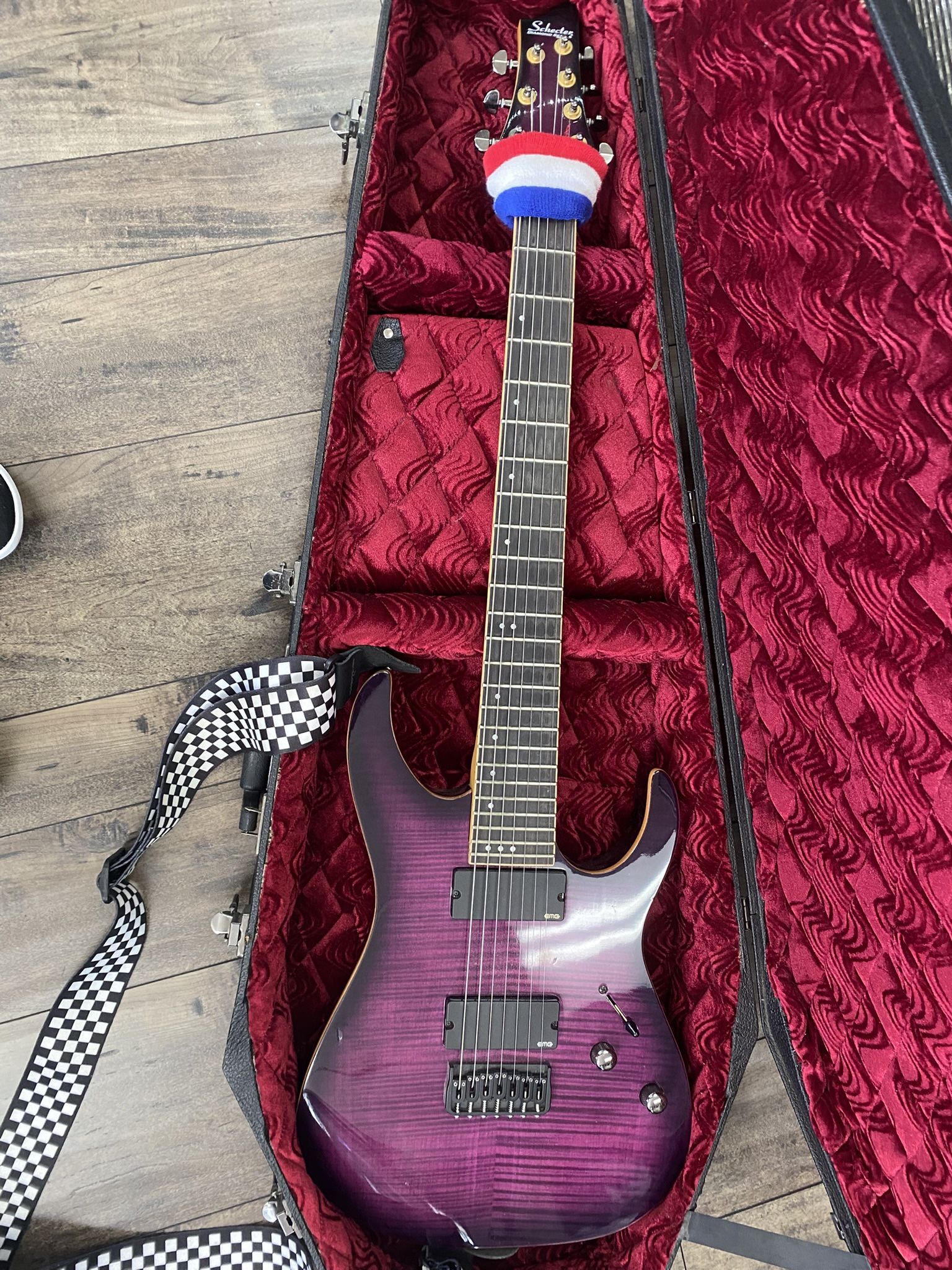 Schecter Banshee Trans Purple Burst