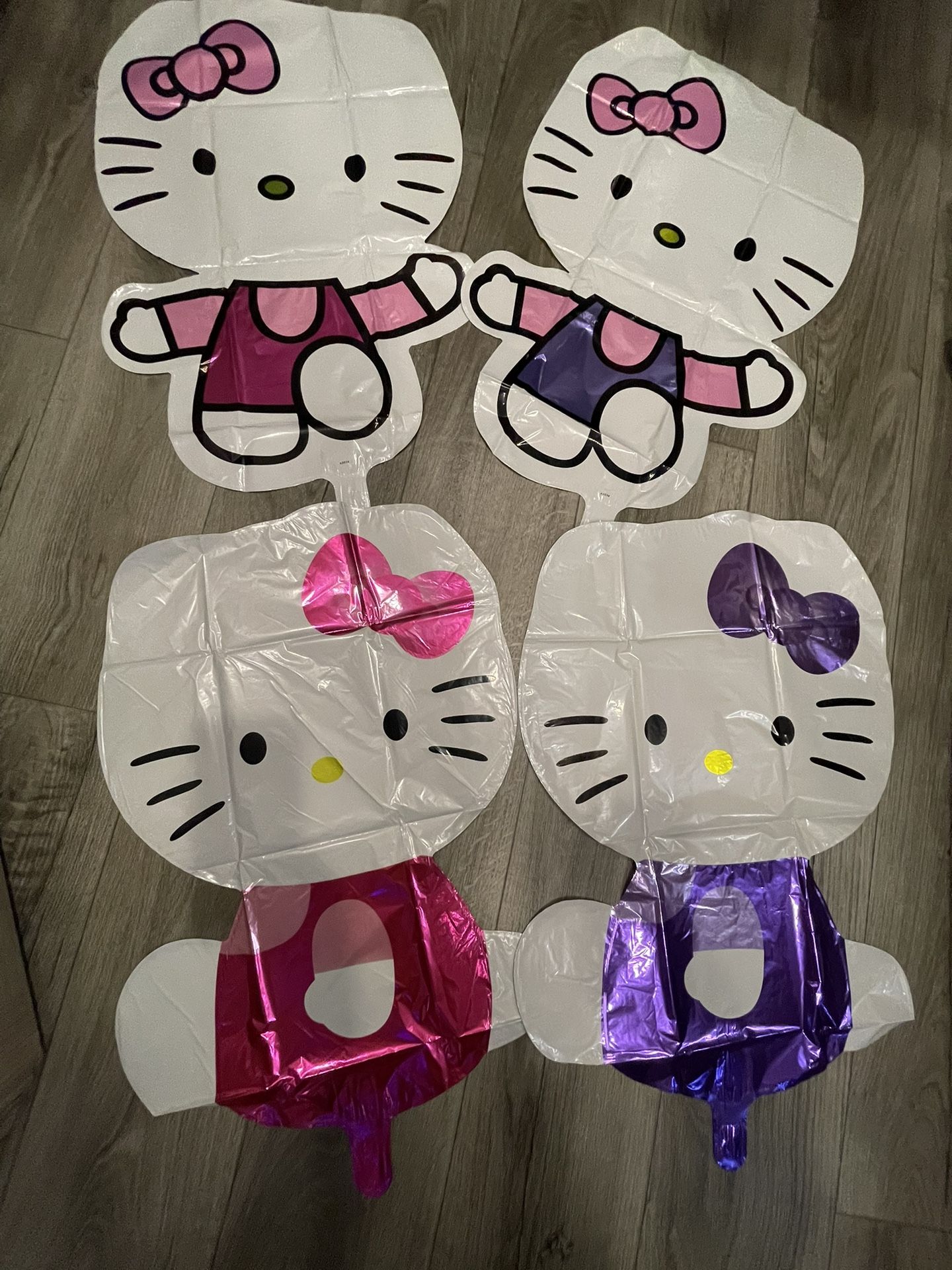 4 Hello Kitty Balloons