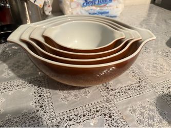 Brown Vintage Pyrex Cinderella Bowls