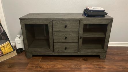 Tv stand