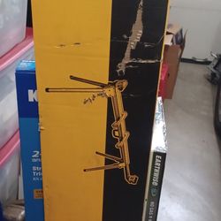 New DEWALT DW723 Miter Saw Stand