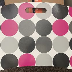 Manicure Station 4 Piece Laptop With Zipper Storage Pouch