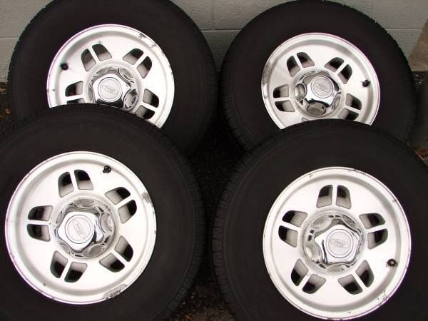 //////// 14" FORD RANGER POLISHED WHEELS AND BFG TIRES ////////