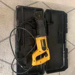 DEWALT DW304p Reciprocating Saw