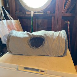 Pop-Up Cat Tunnel