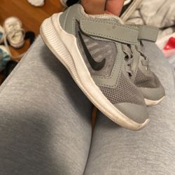 Toddler Nike 5c
