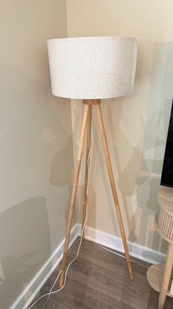 Modern Wooden Tripod Floor Lamp