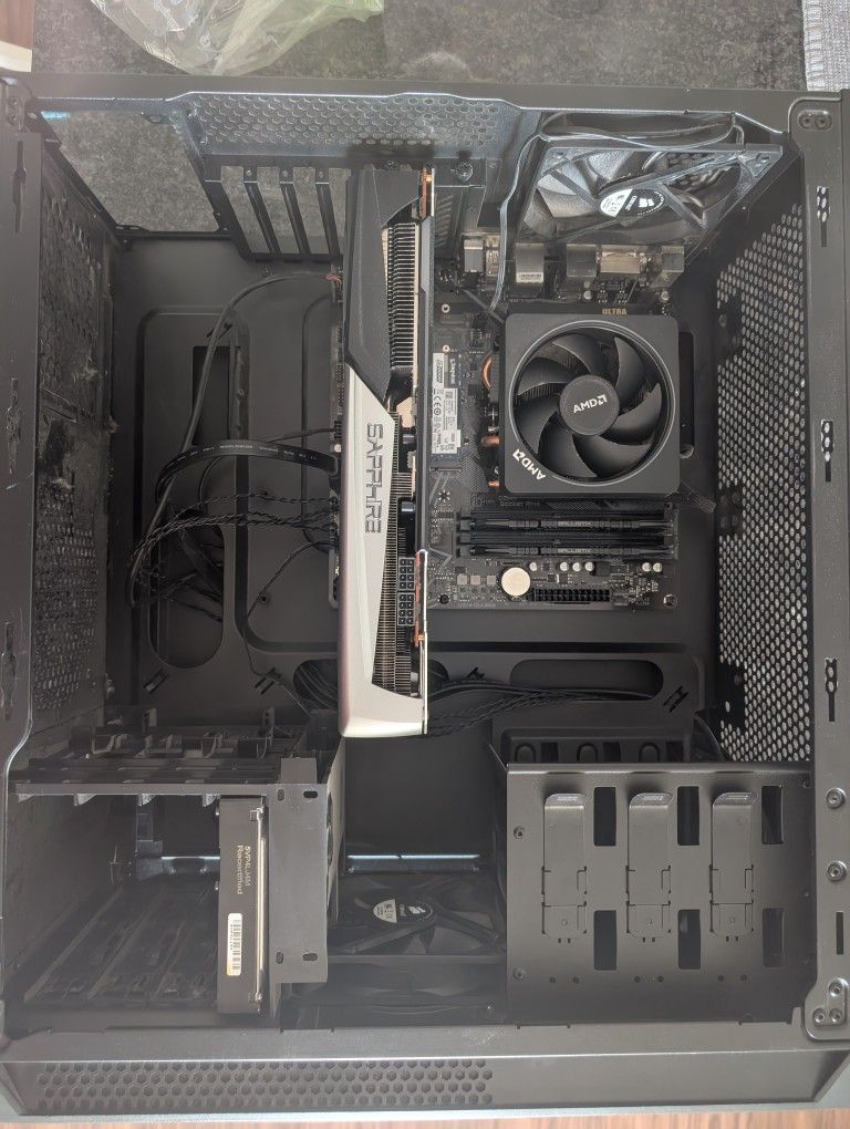 Radeon Sapphire 5700 xt/ Ryzen 5 3600